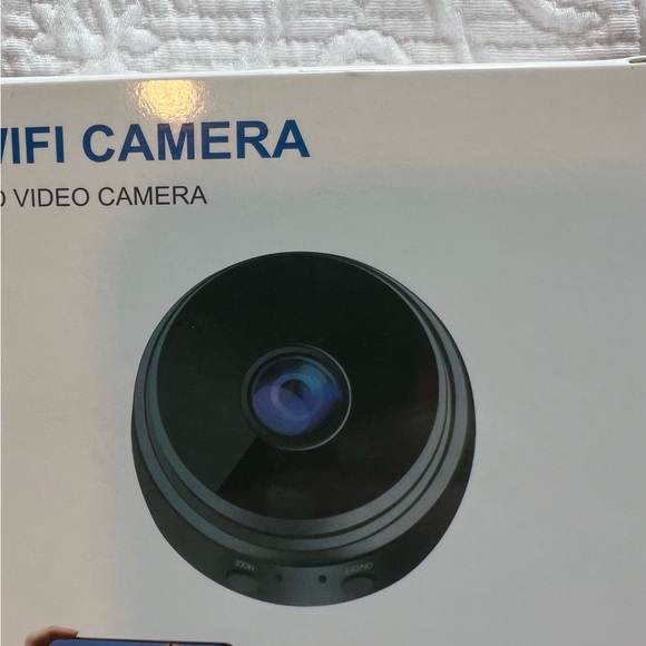 Wi-Fi Camera - Picture 2 of 8